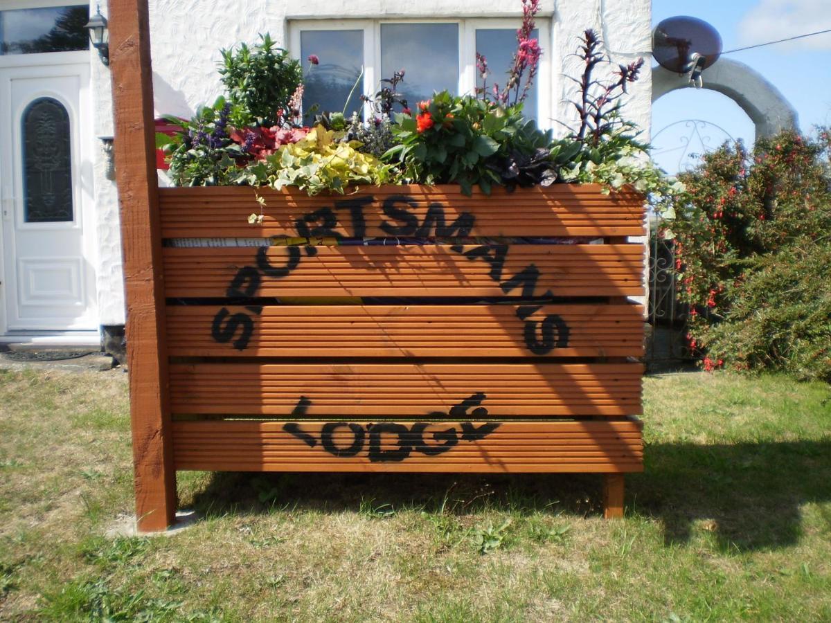 Sportsmans Lodge Bed And Breakfast Amlwch Екстер'єр фото