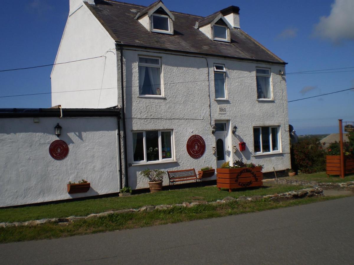 Sportsmans Lodge Bed And Breakfast Amlwch Екстер'єр фото